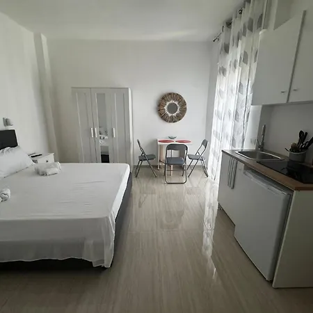 La Marina Howme Apartment *